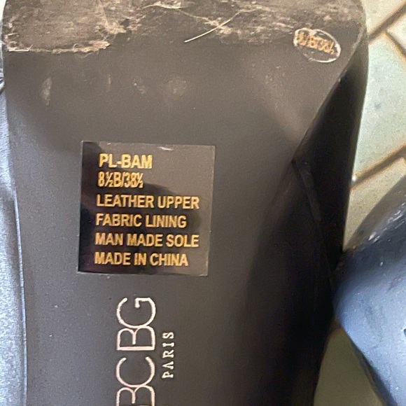 Sassy BCBG Paris stiletto booties! - Picture 8 of 14